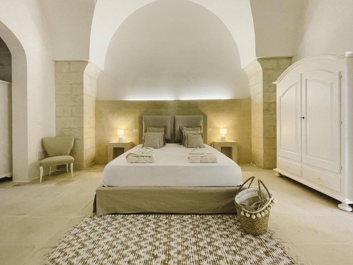 Masseria Paralupi Bed & Breakfast Lecce Bagian luar foto