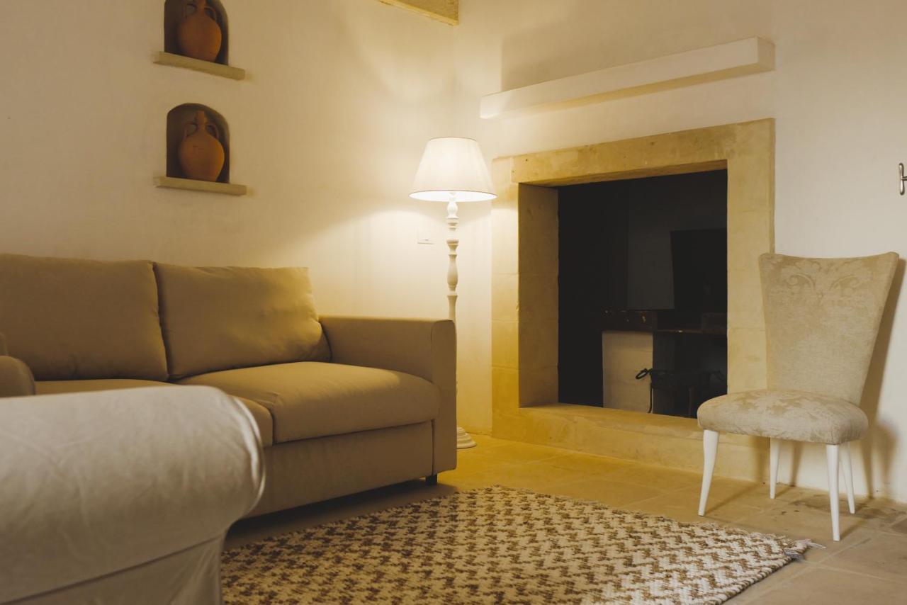 Masseria Paralupi Bed & Breakfast Lecce Bagian luar foto