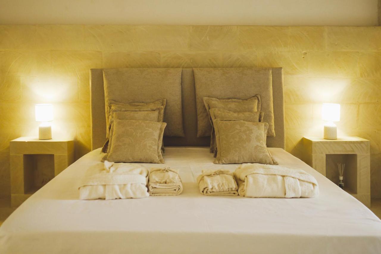 Masseria Paralupi Bed & Breakfast Lecce Bagian luar foto