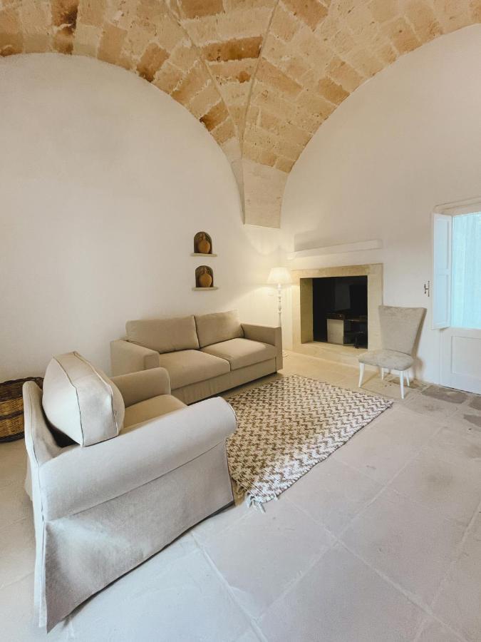 Masseria Paralupi Bed & Breakfast Lecce Bagian luar foto