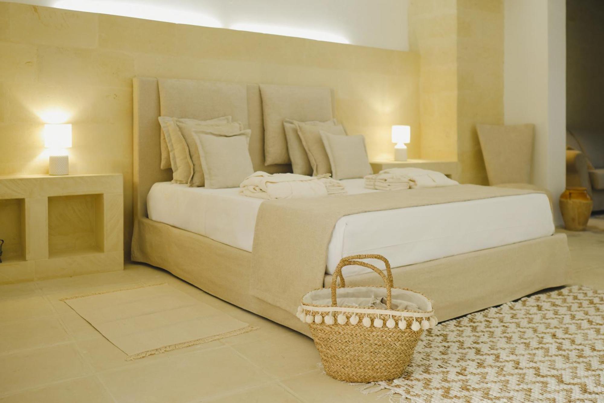 Masseria Paralupi Bed & Breakfast Lecce Bagian luar foto