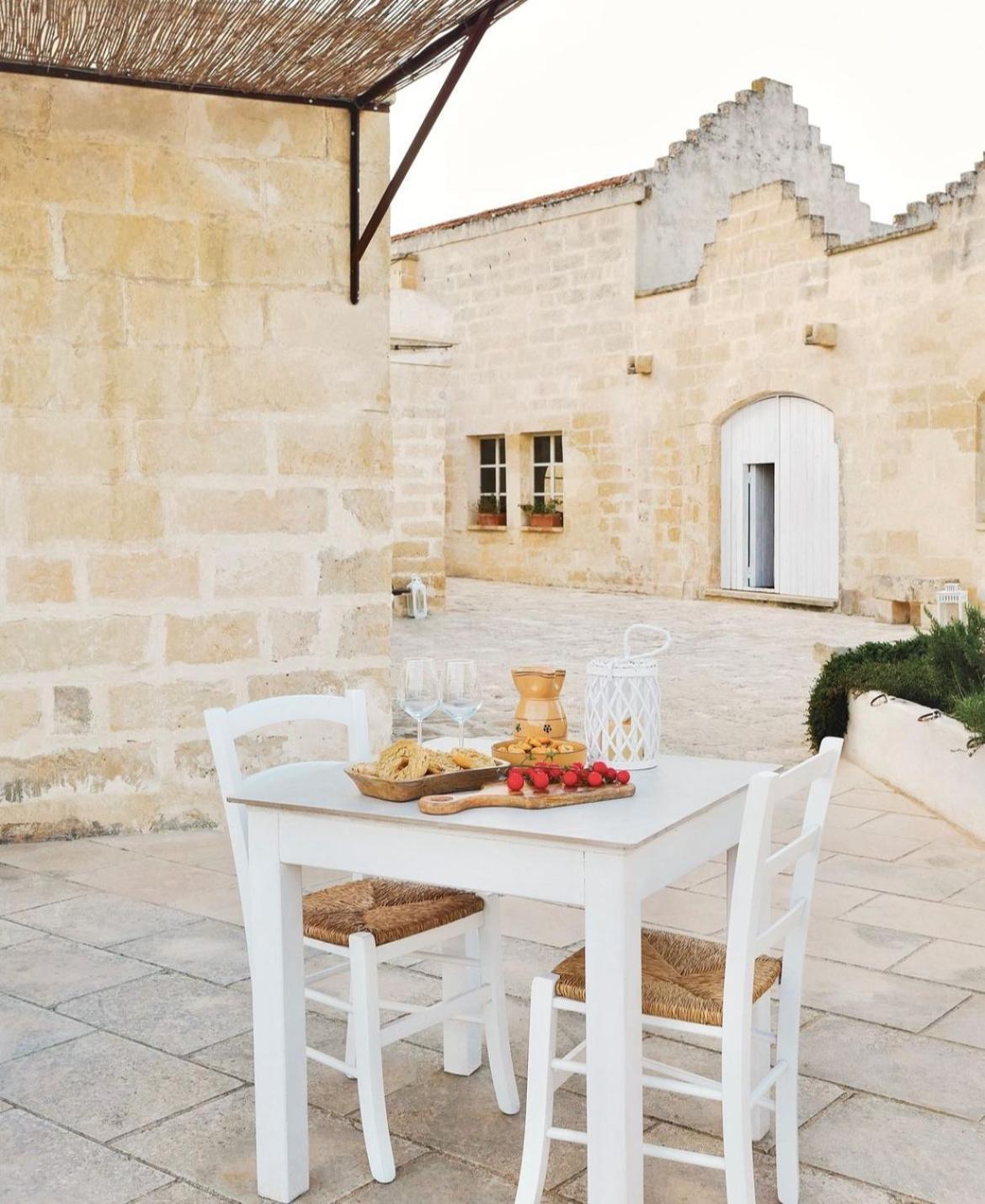 Masseria Paralupi Bed & Breakfast Lecce Bagian luar foto