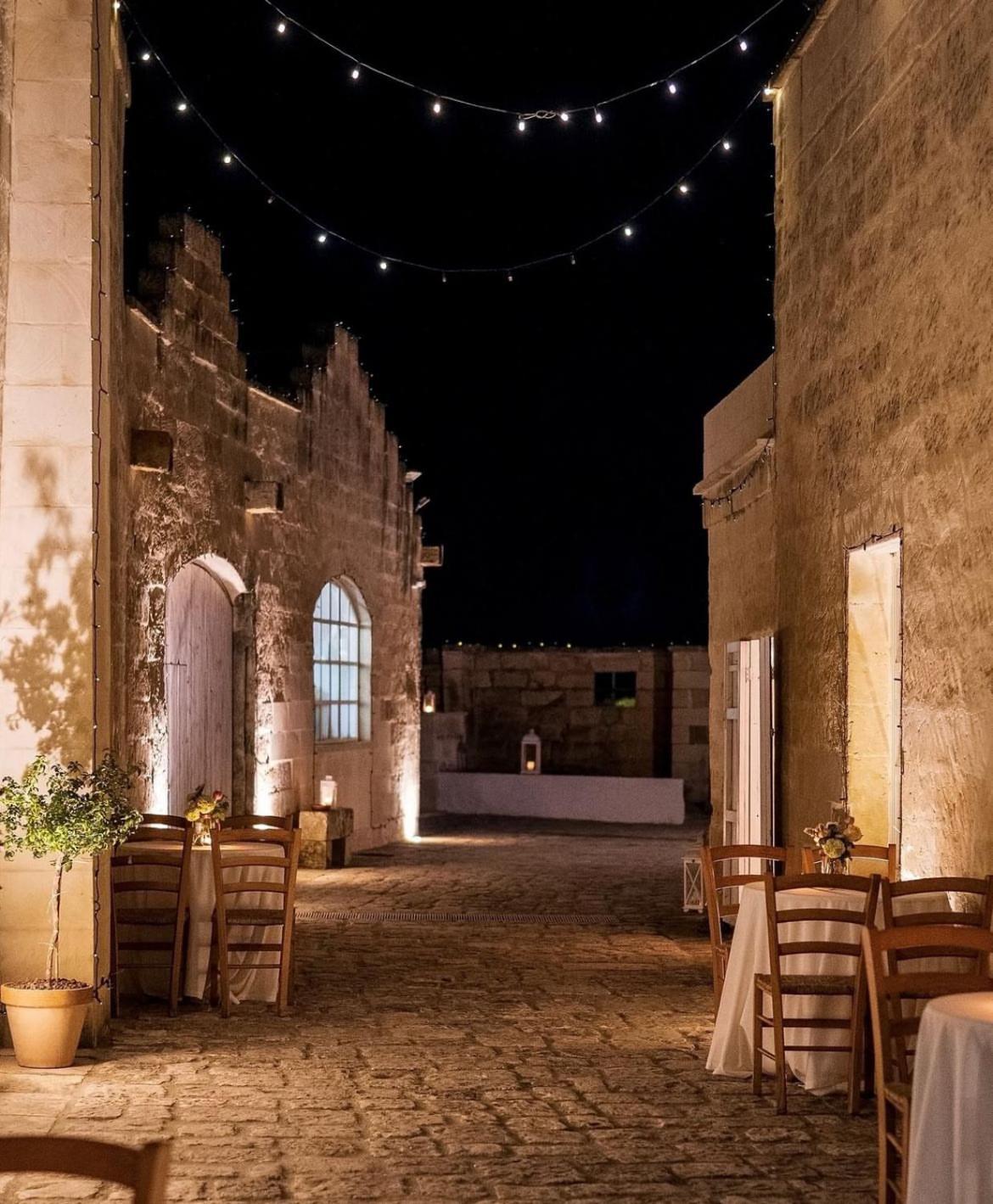 Masseria Paralupi Bed & Breakfast Lecce Bagian luar foto