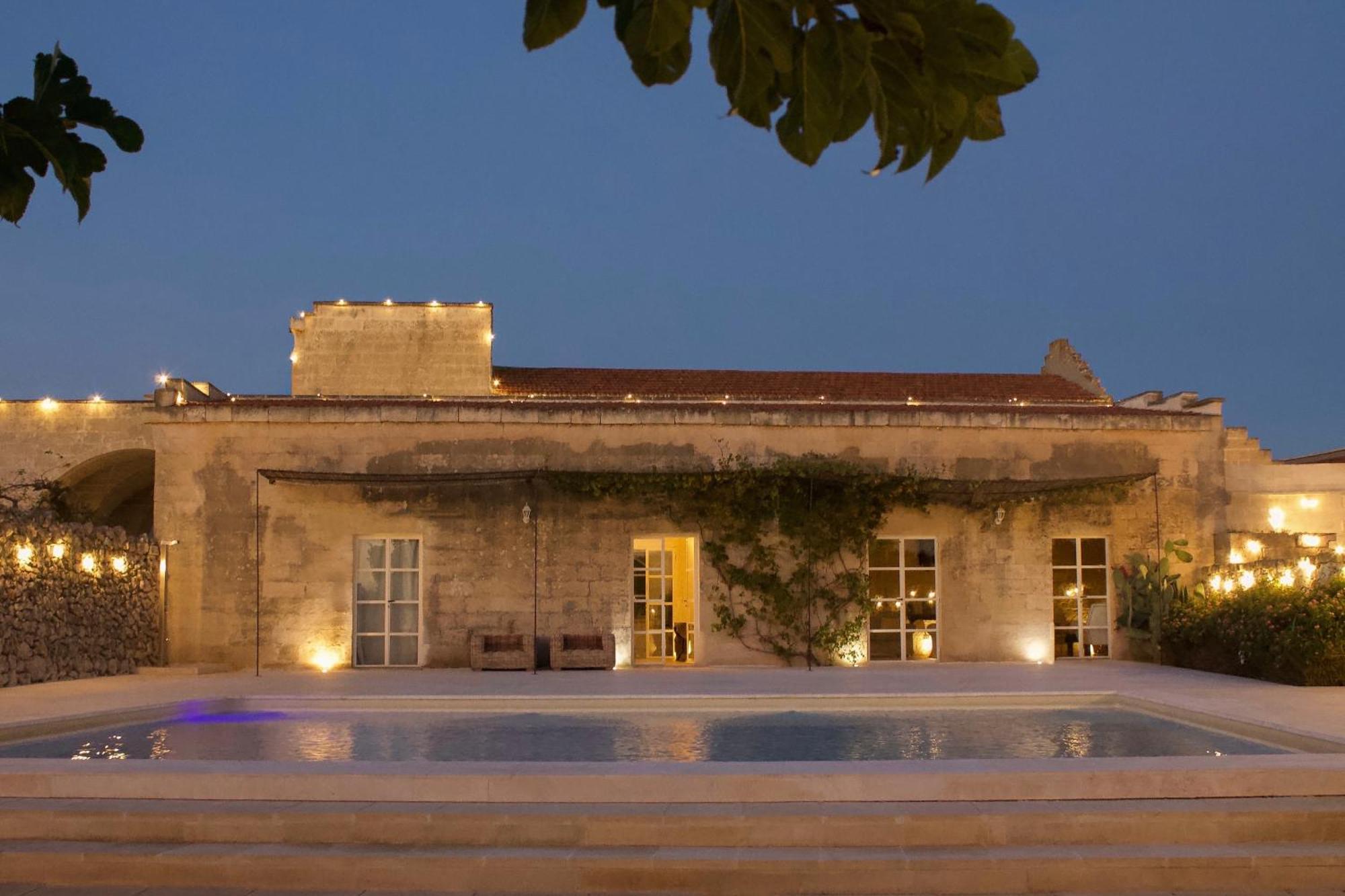 Masseria Paralupi Bed & Breakfast Lecce Bagian luar foto